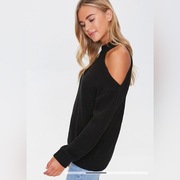 Off the shoulder chunky knit oversized sweater nwot - Picture 3 of 5
